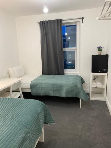 Lord Merit Guest Rooms In King'S Cross St Pancras London Exteriör bild